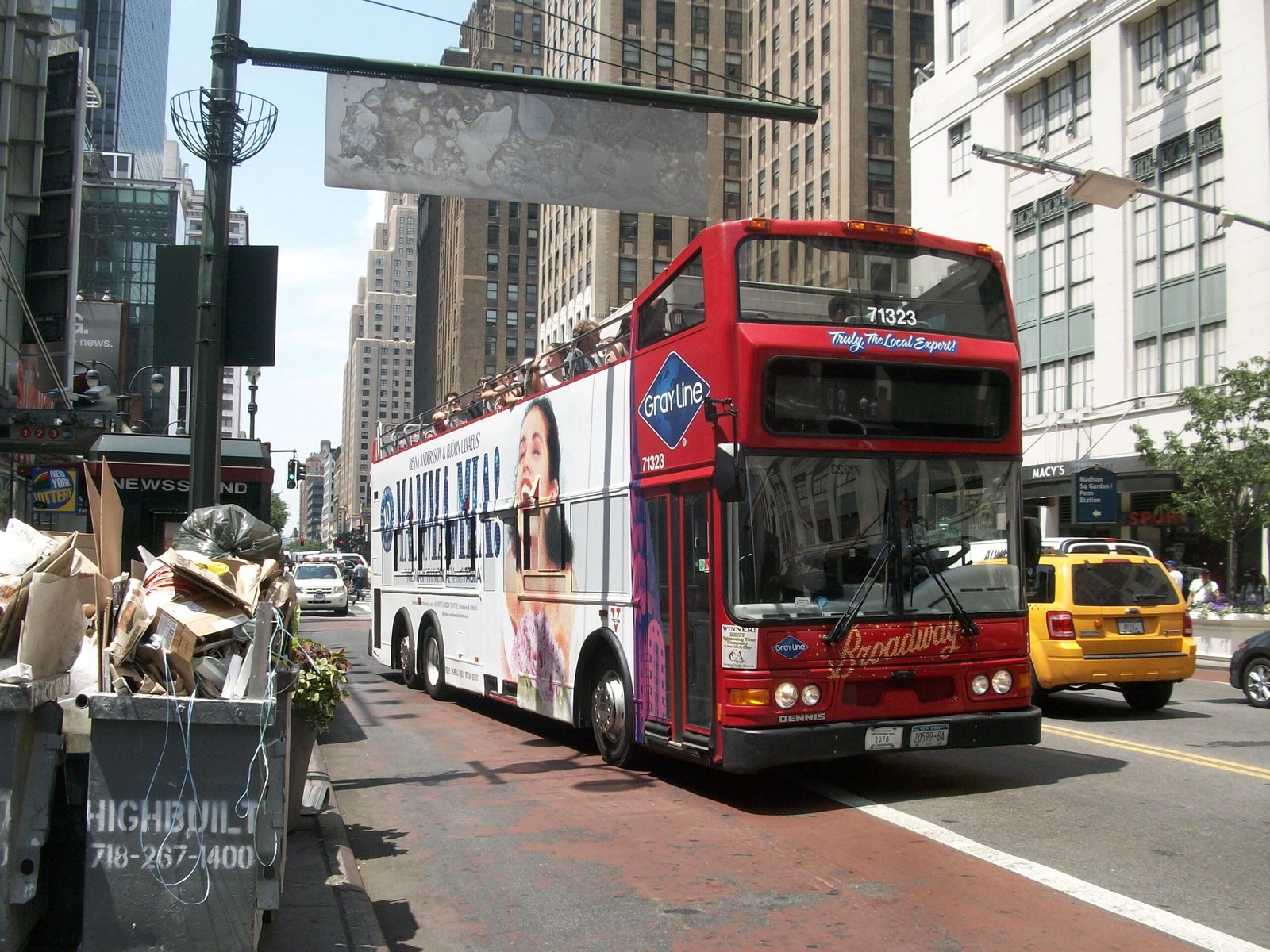 New York Pink Bus Tour